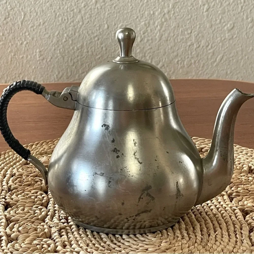 Vintage Meeuws & Zoon Den Haag Holland Pewter Lidded Teapot With Woven Handle